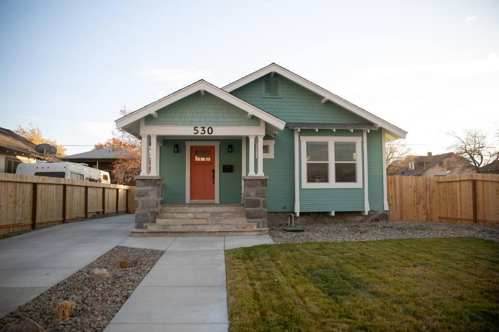 Reno'S Biggest Little House - Cozy Home Theatre 外观 照片
